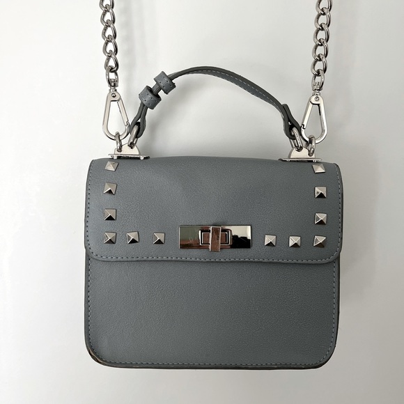 Steve Madden Handbags - steve madden cross body